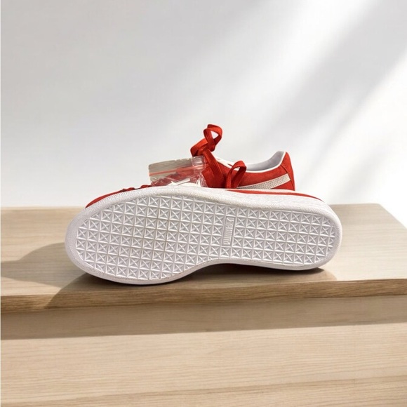 Puma Men’s Suede Classic XXI High Risk Red White Sneakers. NWT. - Picture 11 of 12